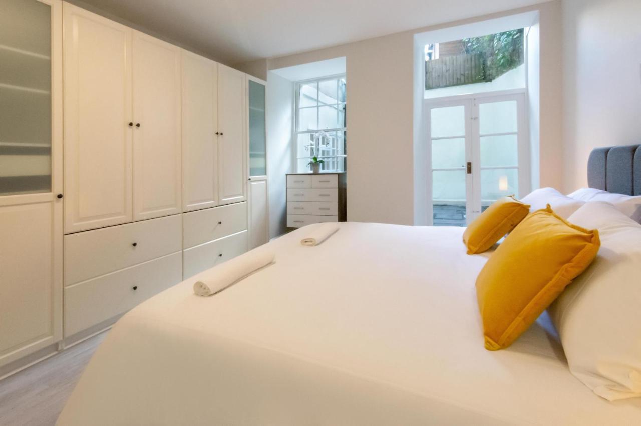Free Parking! Very Large 2 Bedroom Clifton Flat 브리스틀 외부 사진