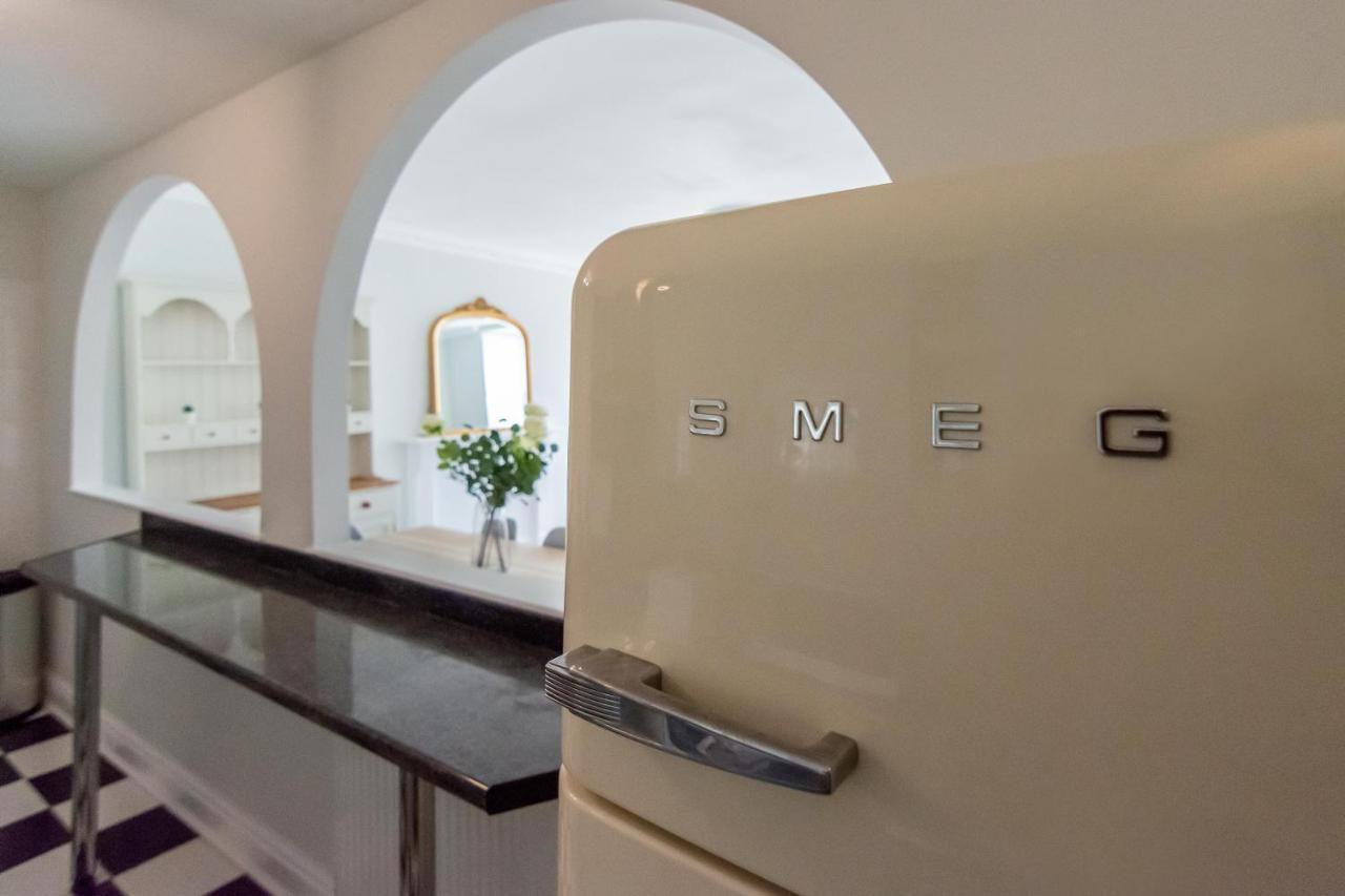 Free Parking! Very Large 2 Bedroom Clifton Flat 브리스틀 외부 사진